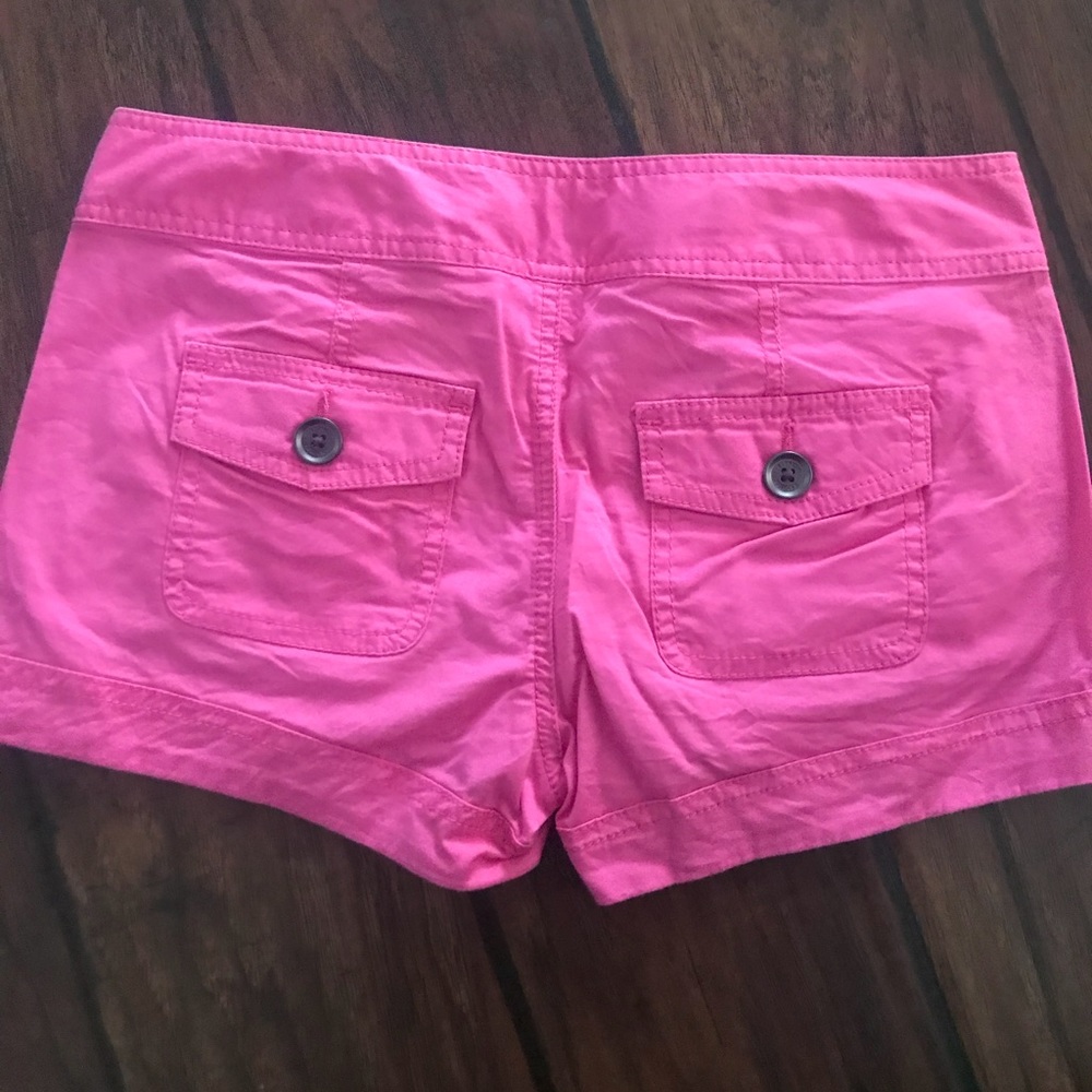 Express shorts - Picture 2 of 2